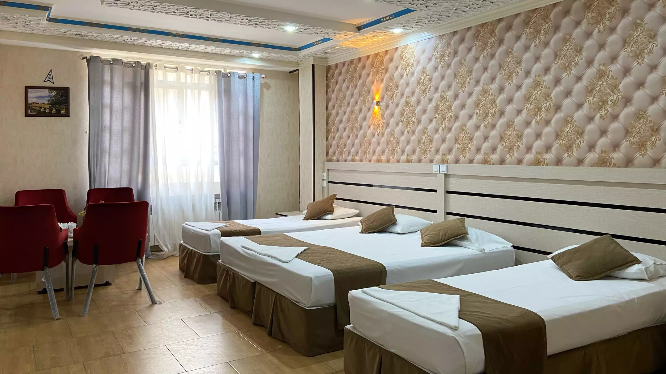 Alibaba https://cdn.alibaba.ir/ostorage/hotel-accommodation-images/670318e7ab97af8211911b99_ea651a09-5fa4-4924-99a9-c3ed2a909fdb_چهارتخته (1).webp